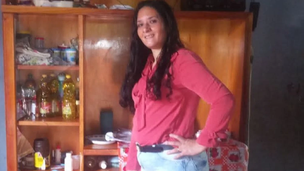Una mujer fallece y su hijo más pequeño queda en estado crítico tras un accidente en Bella Vista Norte.