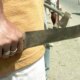 Conflicto entre vecinos que disfrutaban de bebidas termina con un herido por machete en Cerro Corá.