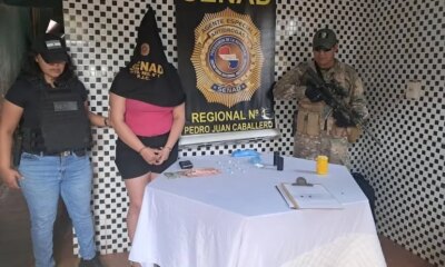 Capturan a una mujer sospechosa de microtráfico en Pedro Juan Caballero.