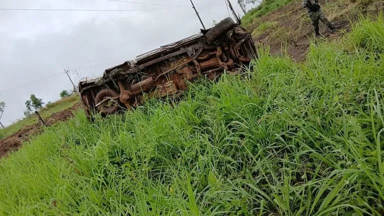Joven chofer fallece tras volcarse su camioneta en Bella Vista Norte. Joven chofer fallece tras volcarse su camioneta en Bella Vista Norte.