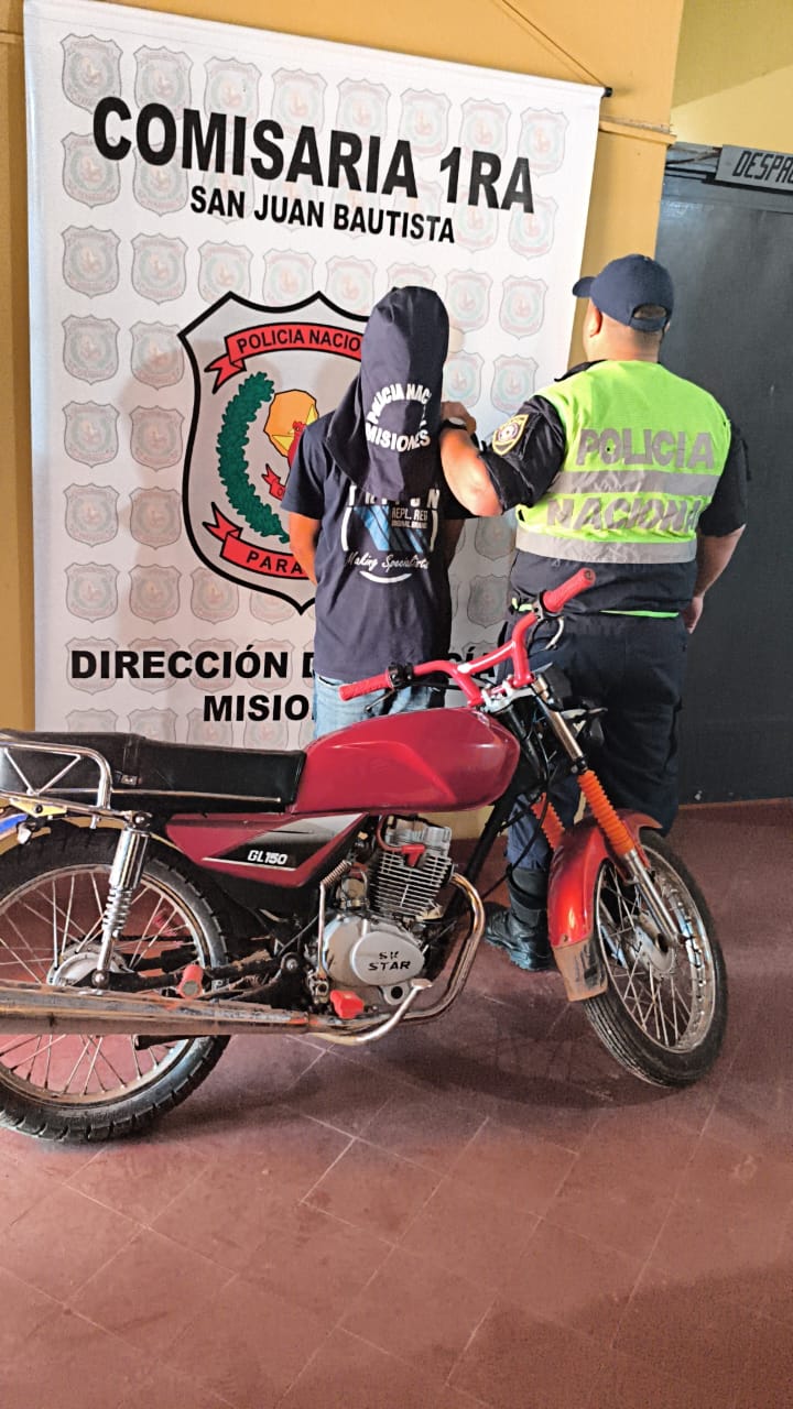Hombre detenido por supuesto hurto en Misiones, recuperan motocicleta