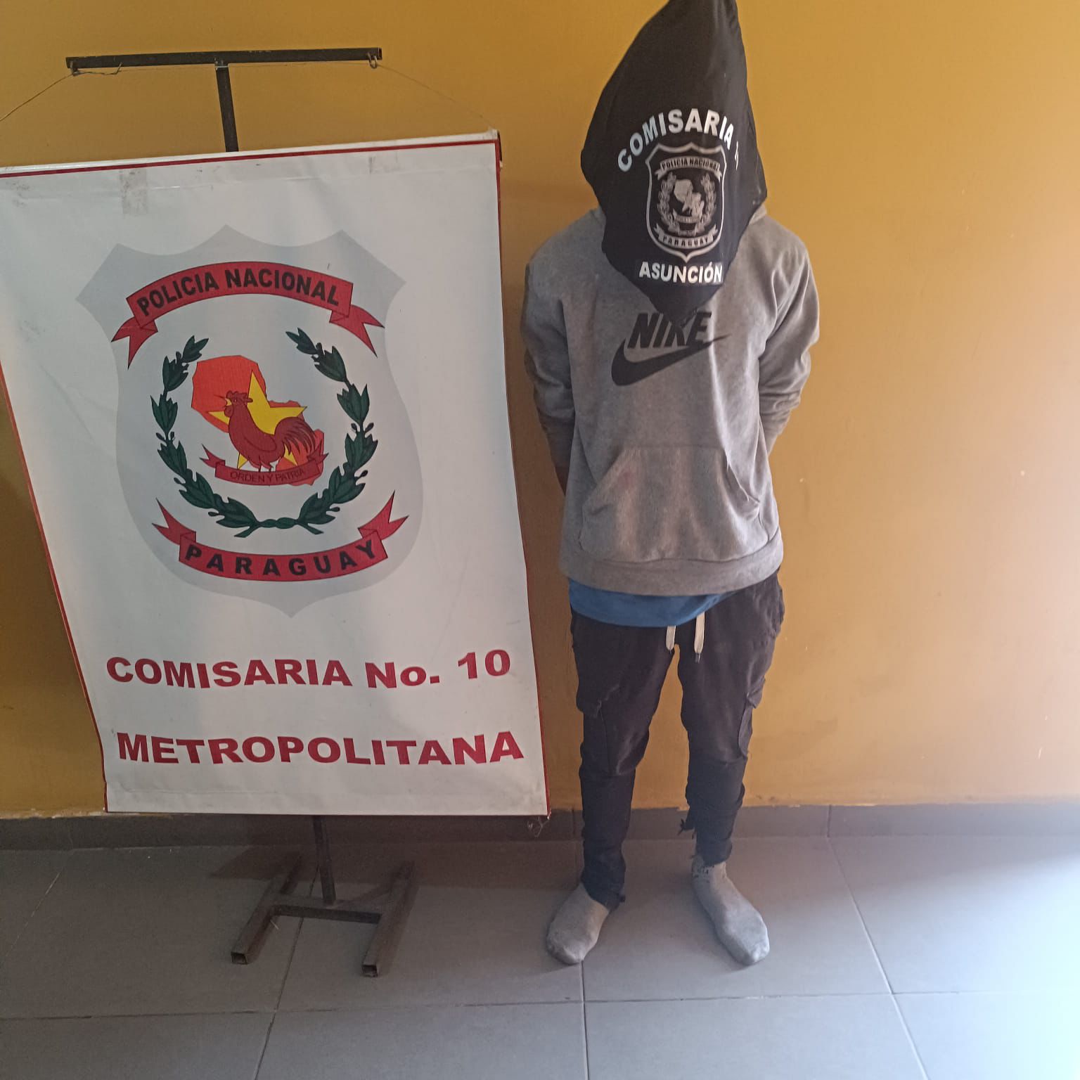 Aprehensión en Asunción: Policía detiene a hombre por hurto