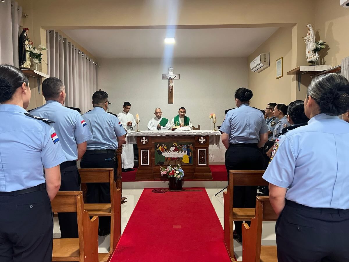 Comunidad de ISEPOL honra a San Roque González con devoción