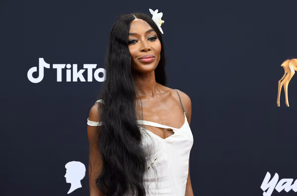 Naomi Campbell, con el mismo vestido 30 años después: una Galliano de la era de las supermodelos | Famosos | Moda