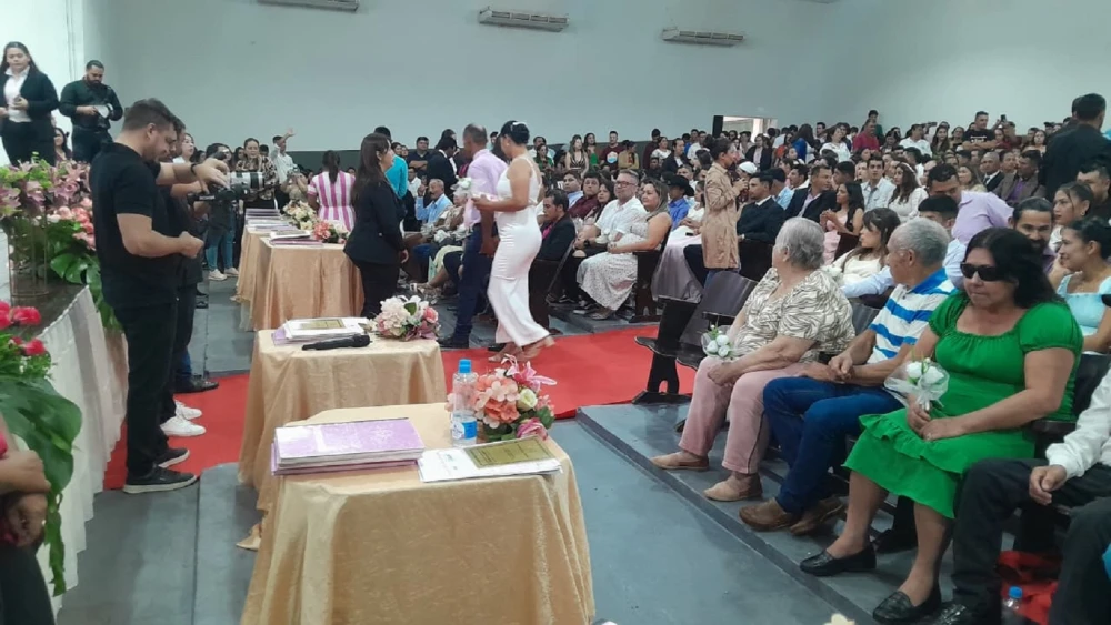 220 parejas celebran su boda comunitaria en Amambay.