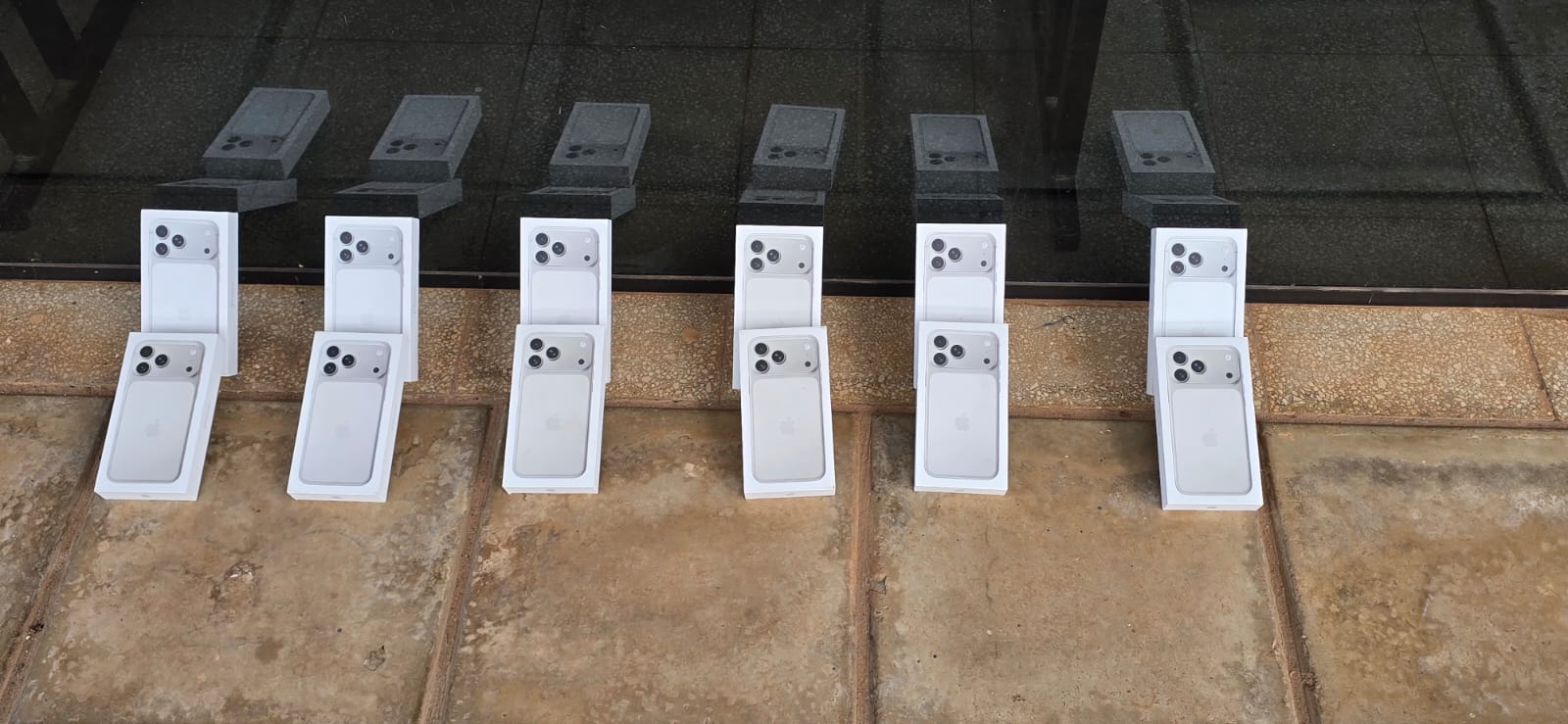 DNIT incauta 12 iPhones 17 Pro Max sin documentación durante control en Cerro Corá